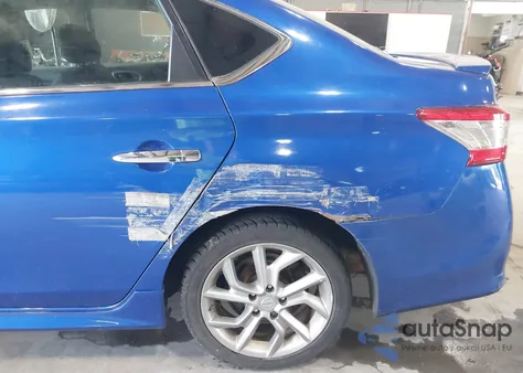 2014 Nissan Sentra Sr z USA, uszkodzony, nr VIN 3N1AB7AP0EY330949